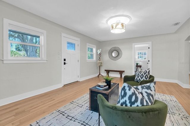 6921 MANGO AVENUE S, St Petersburg, FL 33707