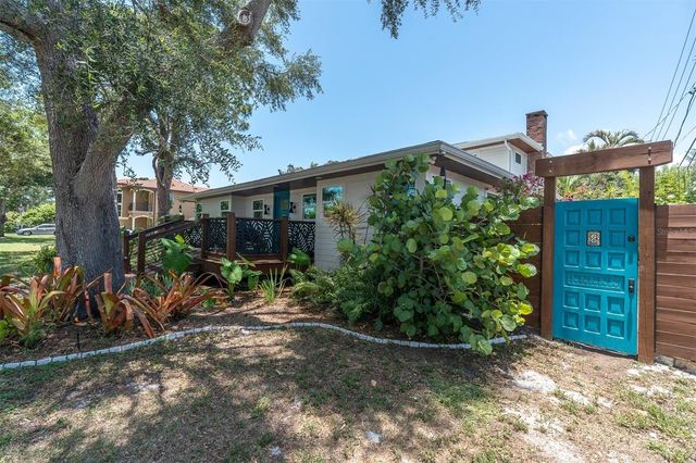 6921 MANGO AVENUE S, St Petersburg, FL 33707