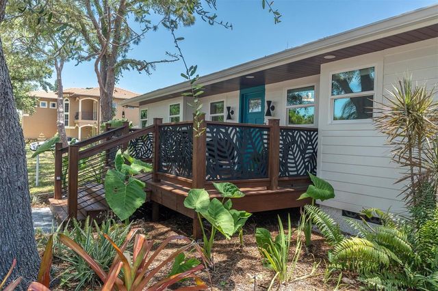 6921 MANGO AVENUE S, St Petersburg, FL 33707