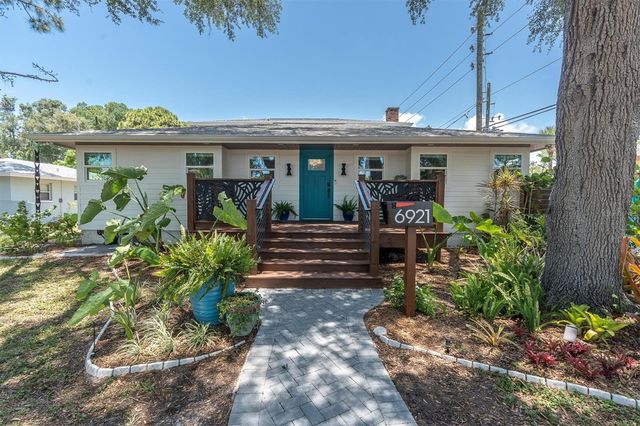6921 MANGO AVENUE S, St Petersburg, FL 33707
