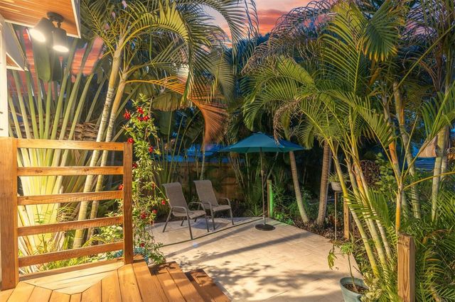 6921 MANGO AVENUE S, St Petersburg, FL 33707