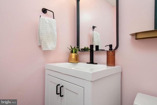 237 CHATHAM LN, Annapolis, MD 21403