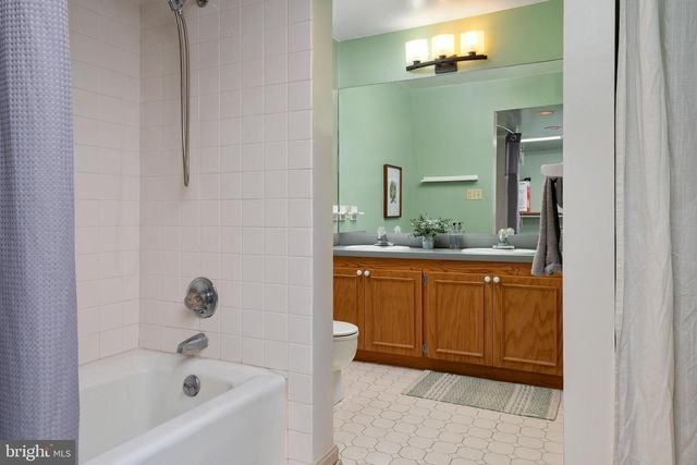237 CHATHAM LN, Annapolis, MD 21403
