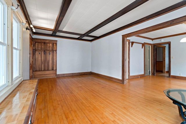 516 NEW YORK AVENUE, Manitowoc, WI 54220