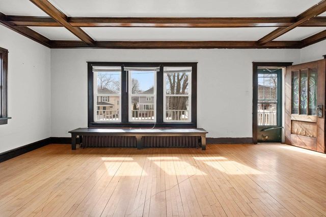 516 NEW YORK AVENUE, Manitowoc, WI 54220