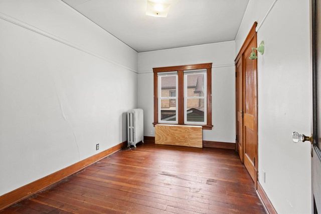 516 NEW YORK AVENUE, Manitowoc, WI 54220