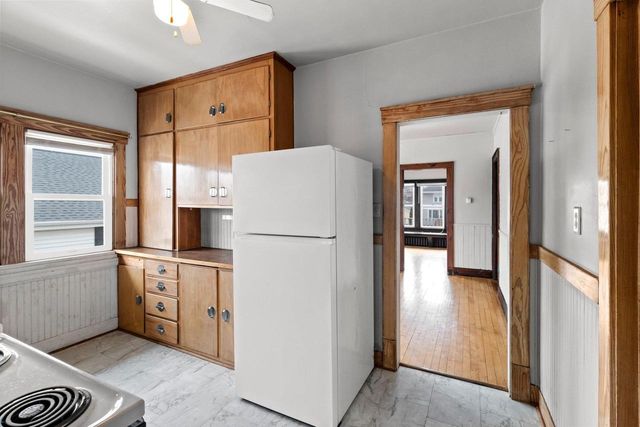 516 NEW YORK AVENUE, Manitowoc, WI 54220