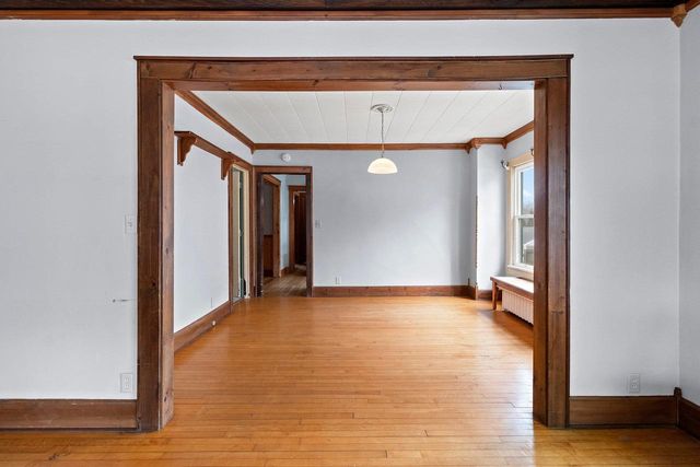 516 NEW YORK AVENUE, Manitowoc, WI 54220