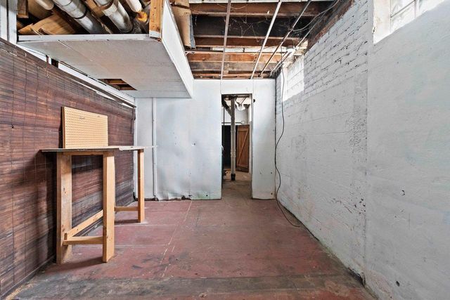 516 NEW YORK AVENUE, Manitowoc, WI 54220