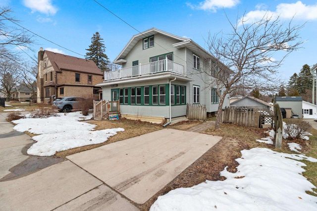 516 NEW YORK AVENUE, Manitowoc, WI 54220