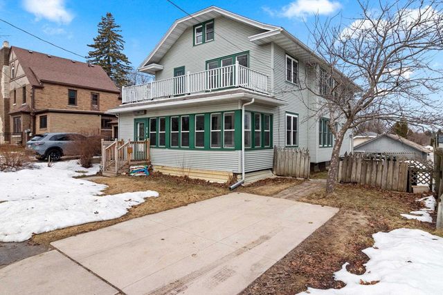 516 NEW YORK AVENUE, Manitowoc, WI 54220