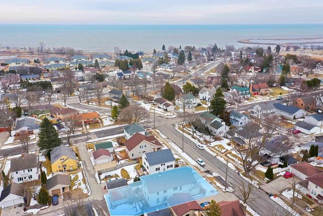 516 NEW YORK AVENUE, Manitowoc, WI 54220