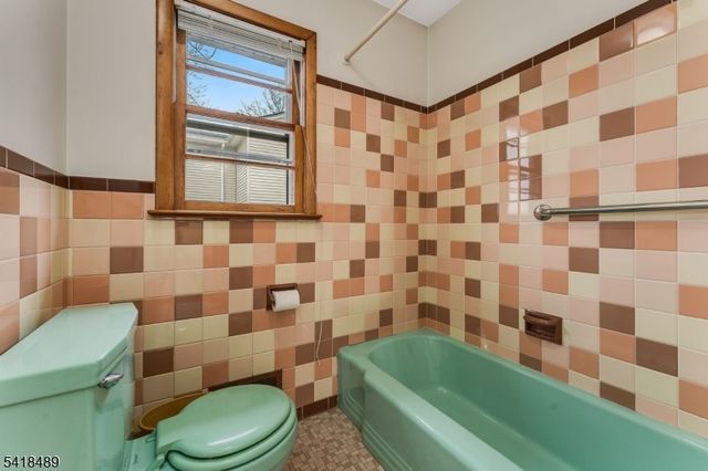 130 Howard Ave, South Bound Brook Boro, NJ 08880