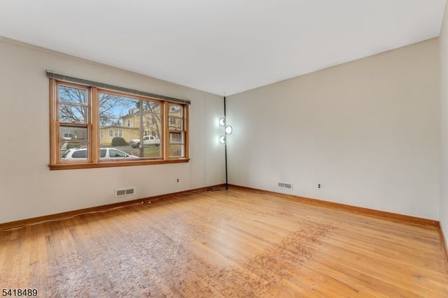 130 Howard Ave, South Bound Brook Boro, NJ 08880