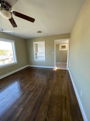 2822 Sweetbrier AVE, Roanoke, VA 24015