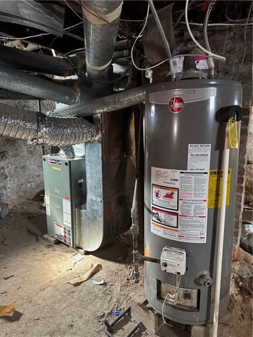 64 Murray Street, Rochester, NY 14606