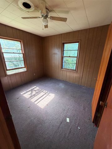 616 White Street, Whitesboro, TX 76273
