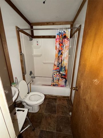 616 White Street, Whitesboro, TX 76273