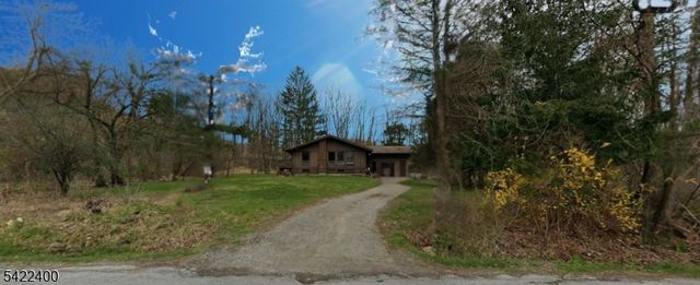 17 Butternut Dr, Vernon Twp., NJ 07462
