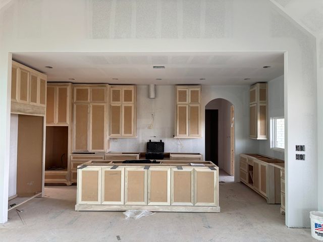 21510 Waterview Drive, Roland, AR 72135