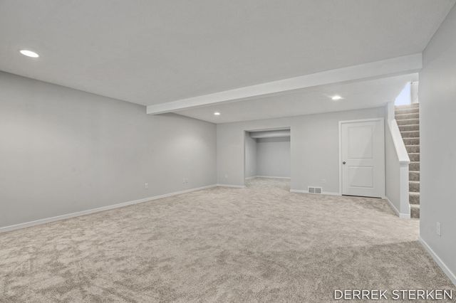 8955 N Clearwater Drive, Zeeland Twp, MI 49464