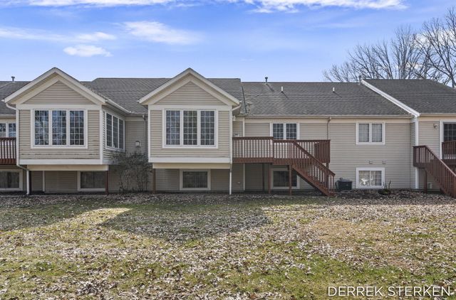 8955 N Clearwater Drive, Zeeland Twp, MI 49464