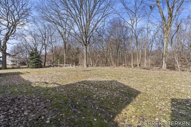 8955 N Clearwater Drive, Zeeland Twp, MI 49464