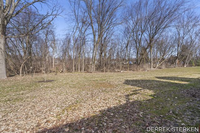 8955 N Clearwater Drive, Zeeland Twp, MI 49464