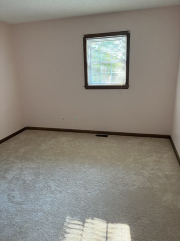 141 Doak Rd, Manchester, TN 37355