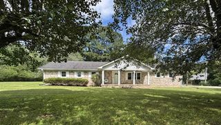 141 Doak Rd, Manchester, TN 37355