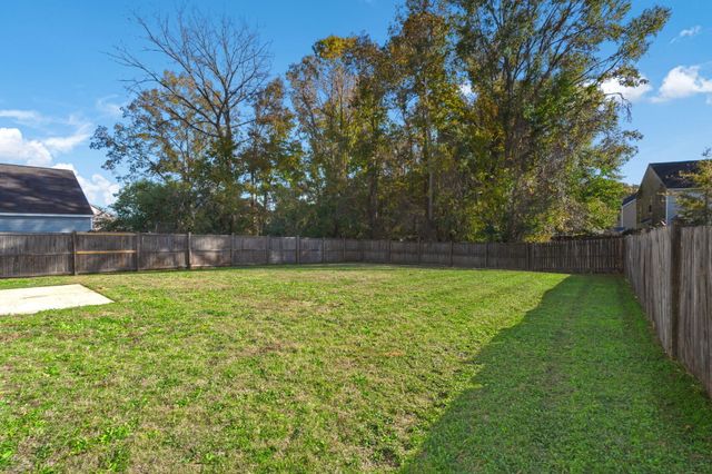 2033 Robin Wood Boulevard, Moncks Corner, SC 29461