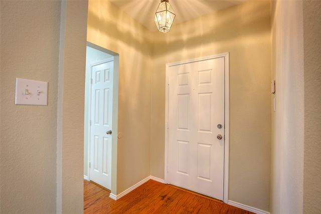 140 Flyaway Lane, Fort Worth, TX 76120
