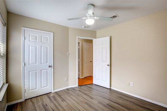 140 Flyaway Lane, Fort Worth, TX 76120
