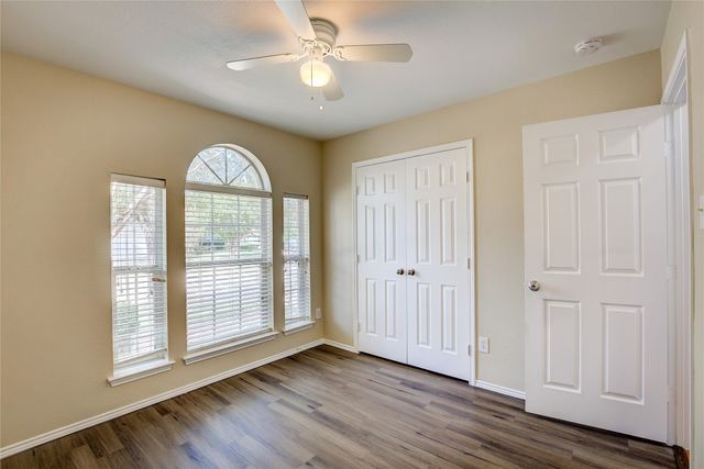 140 Flyaway Lane, Fort Worth, TX 76120
