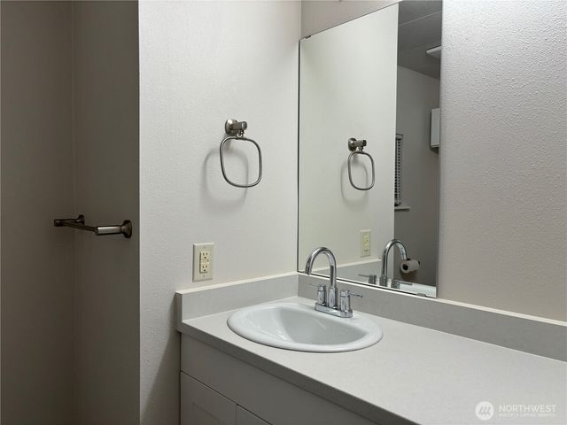 5532 Mountain Greens Lane SE, Lacey, WA 98503