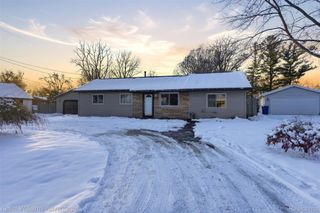 1091 Joangay Boulevard, Waterford Charter Township, MI 48327