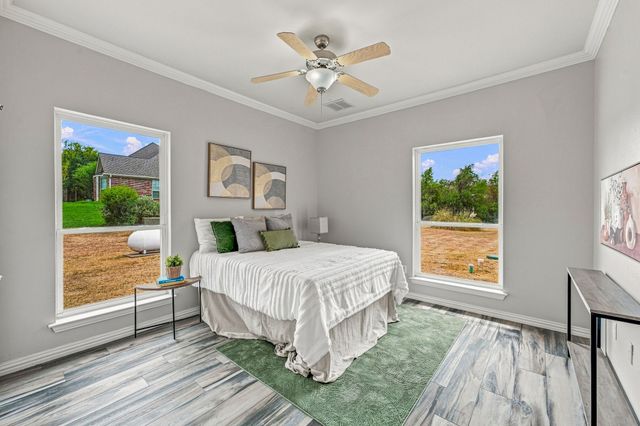 2105 Wood Duck Lane, Granbury, TX 76049