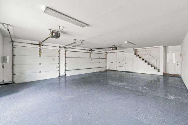 2105 Wood Duck Lane, Granbury, TX 76049