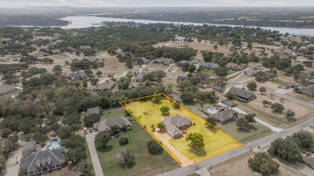 2105 Wood Duck Lane, Granbury, TX 76049