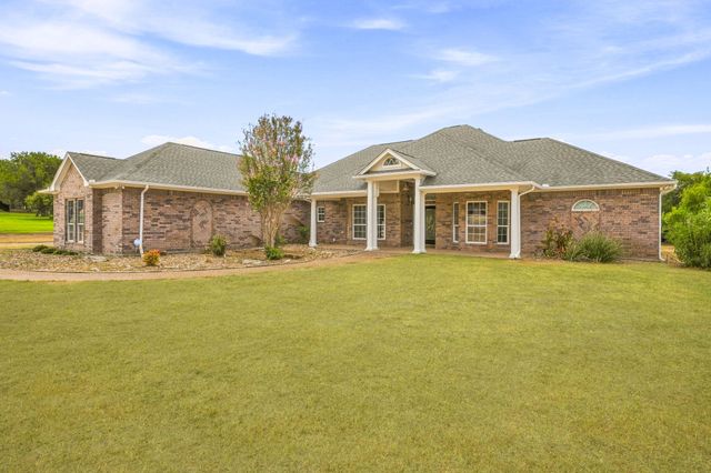 2105 Wood Duck Lane, Granbury, TX 76049