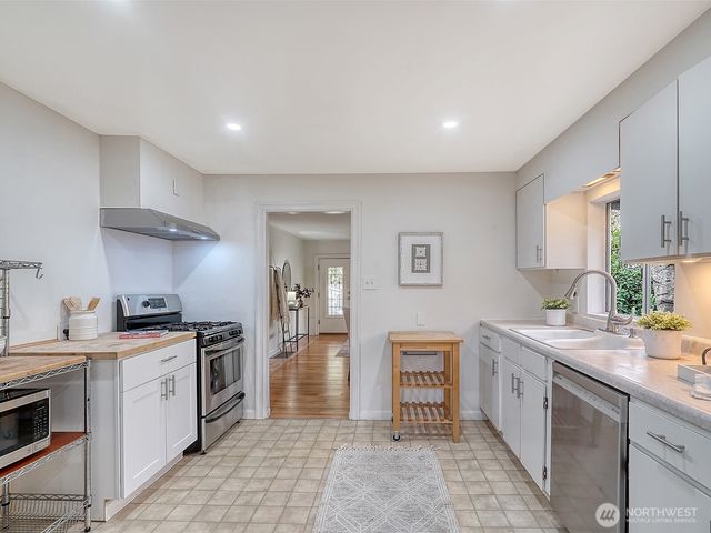 2337 NE 86th Street, Seattle, WA 98115