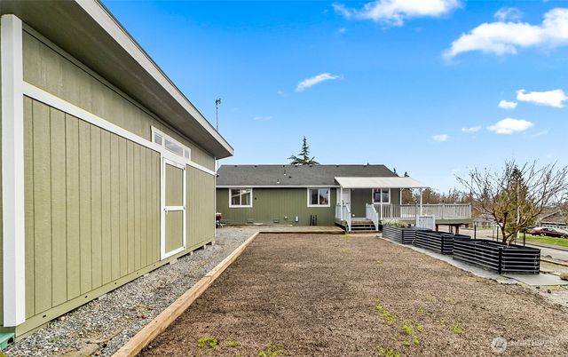 6811 54th Place NE, Marysville, WA 98270