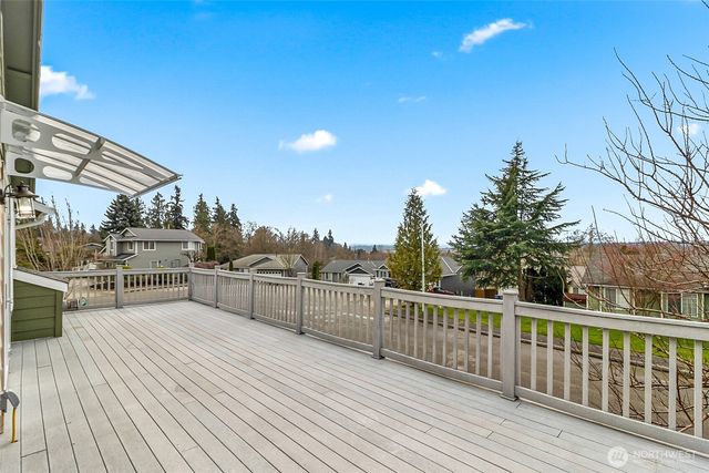 6811 54th Place NE, Marysville, WA 98270