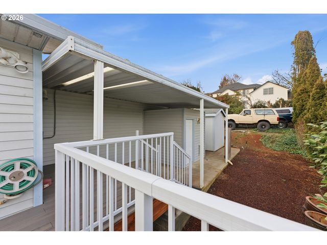 5401 E RIDGE St, Salem, OR 97306