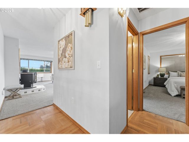 5401 E RIDGE St, Salem, OR 97306