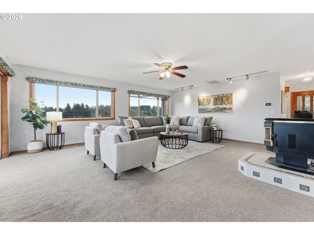 5401 E RIDGE St, Salem, OR 97306