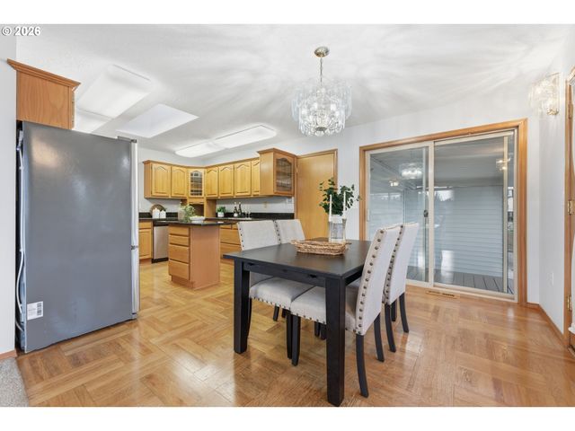 5401 E RIDGE St, Salem, OR 97306