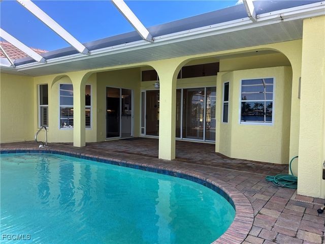 605 SW 51st TER, Cape Coral, FL 33914