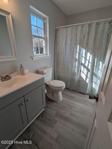 504 Saint George Cove, Jacksonville, NC 28546