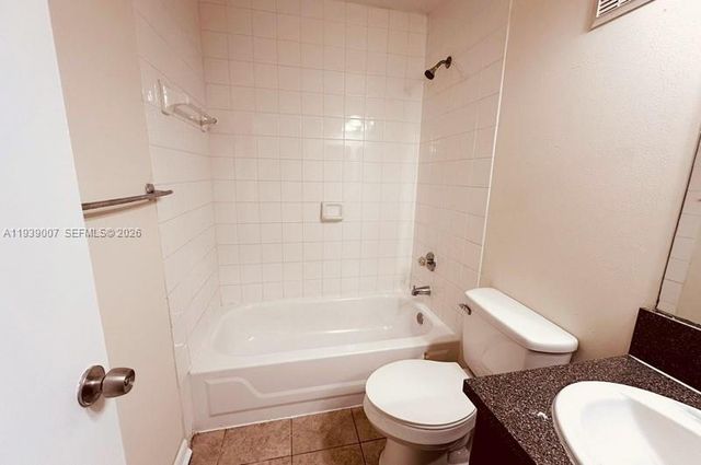 1727 Village Boulevard 102, West Palm Beach, FL 33409